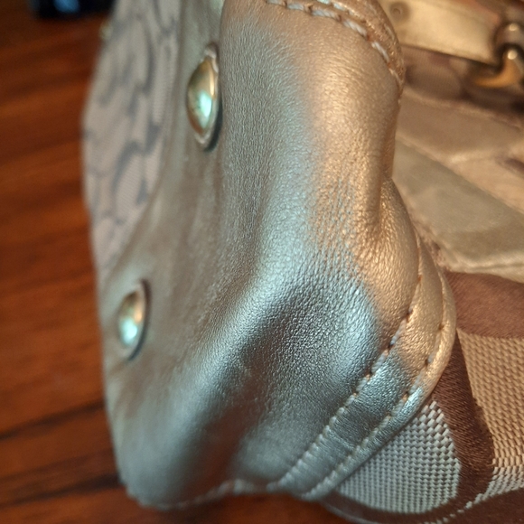 COACH PATCHWORK SIGNATURE MOSAIC GOLD PURSE - Picture 10 of 10